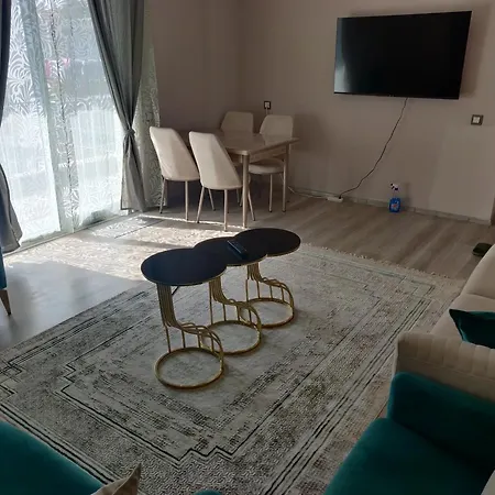 Apartment Fully Equipped 3 Bed *