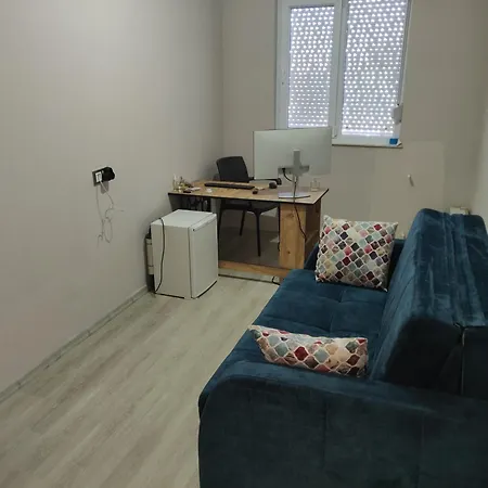 Spacious 3 Bedroom - Quick Drive To Beach, Airport & Center דירה אנטליה